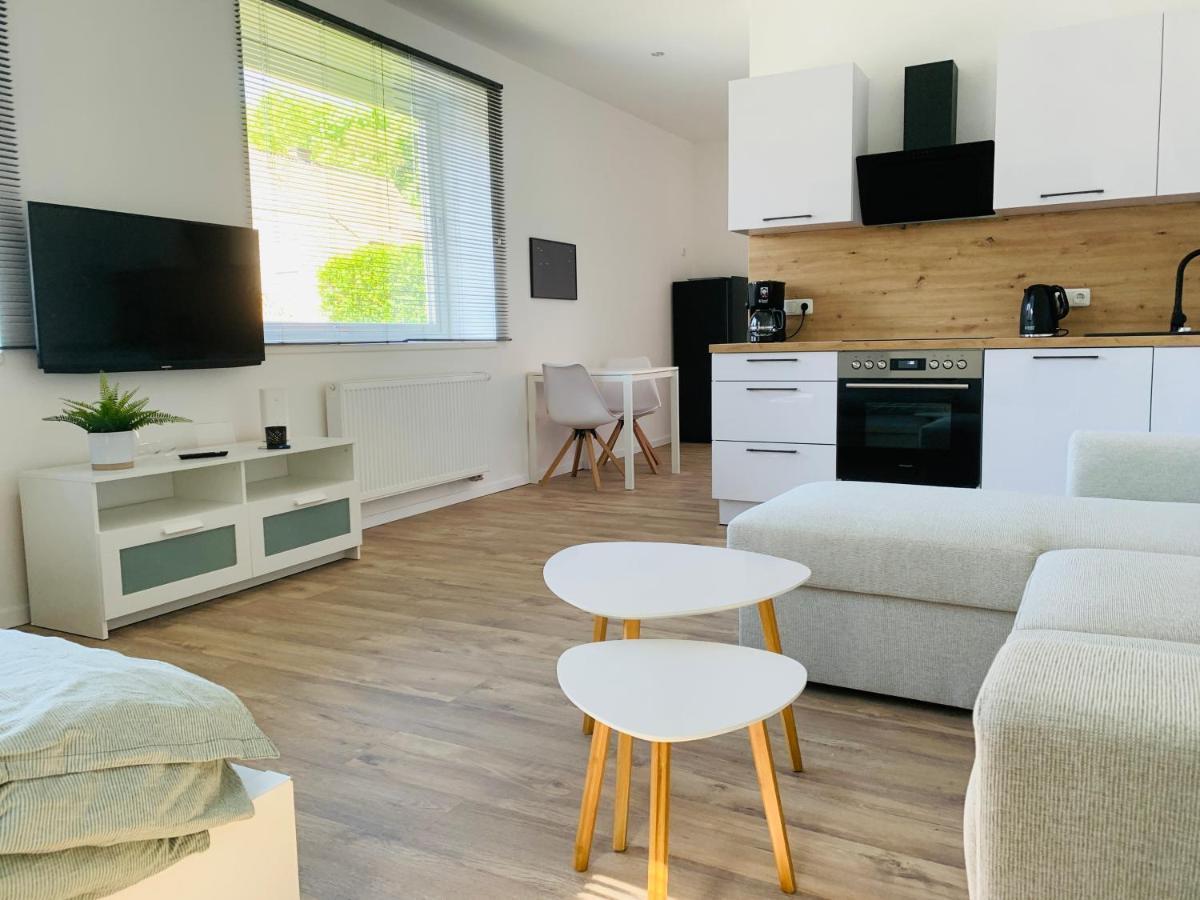 Feddersen Living Kernsanierte Ferienwohnungen - Gemuetlich - Netflix - Voll Ausgestattet - Zentral Brunsbuttel Exteriér fotografie
